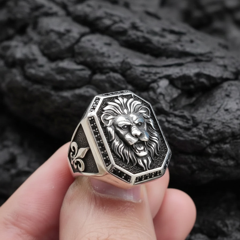 RARE PRINCE by CARAT SUTRA Unique Design Lion Ring with
