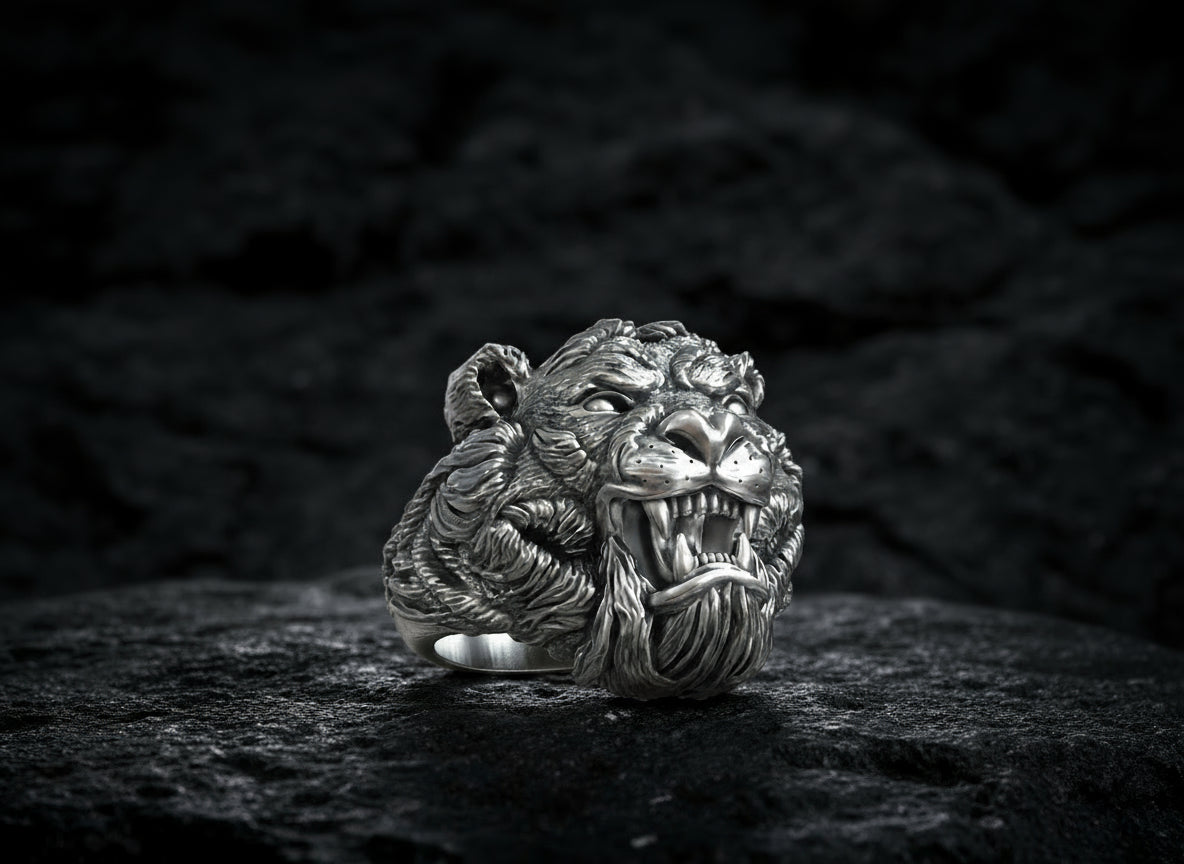 RARE PRINCE by CARAT SUTRA Unique Designed Solid Ferocious 3D