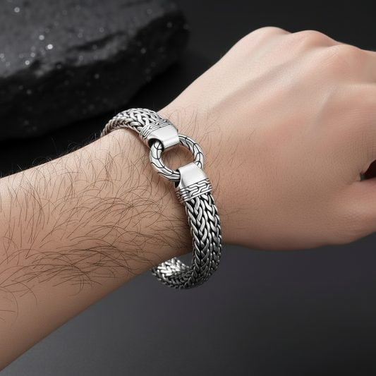 RARE PRINCE by CARAT SUTRA | Classic Chain Ring Clasp Bracelet for Men | 925 Sterling Silver Bracelet | Men's Jewelry | With Certificate of Authenticity and 925 Hallmark - caratsutra