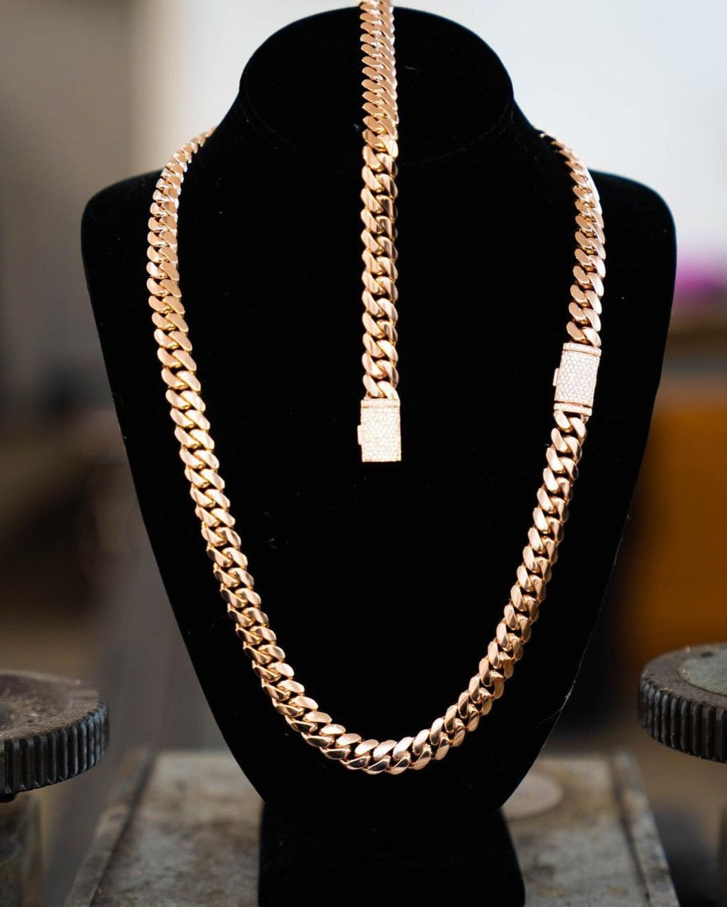 RARE PRINCE by CARAT SUTRA Solid 12mm Miami Cuban Link Chain