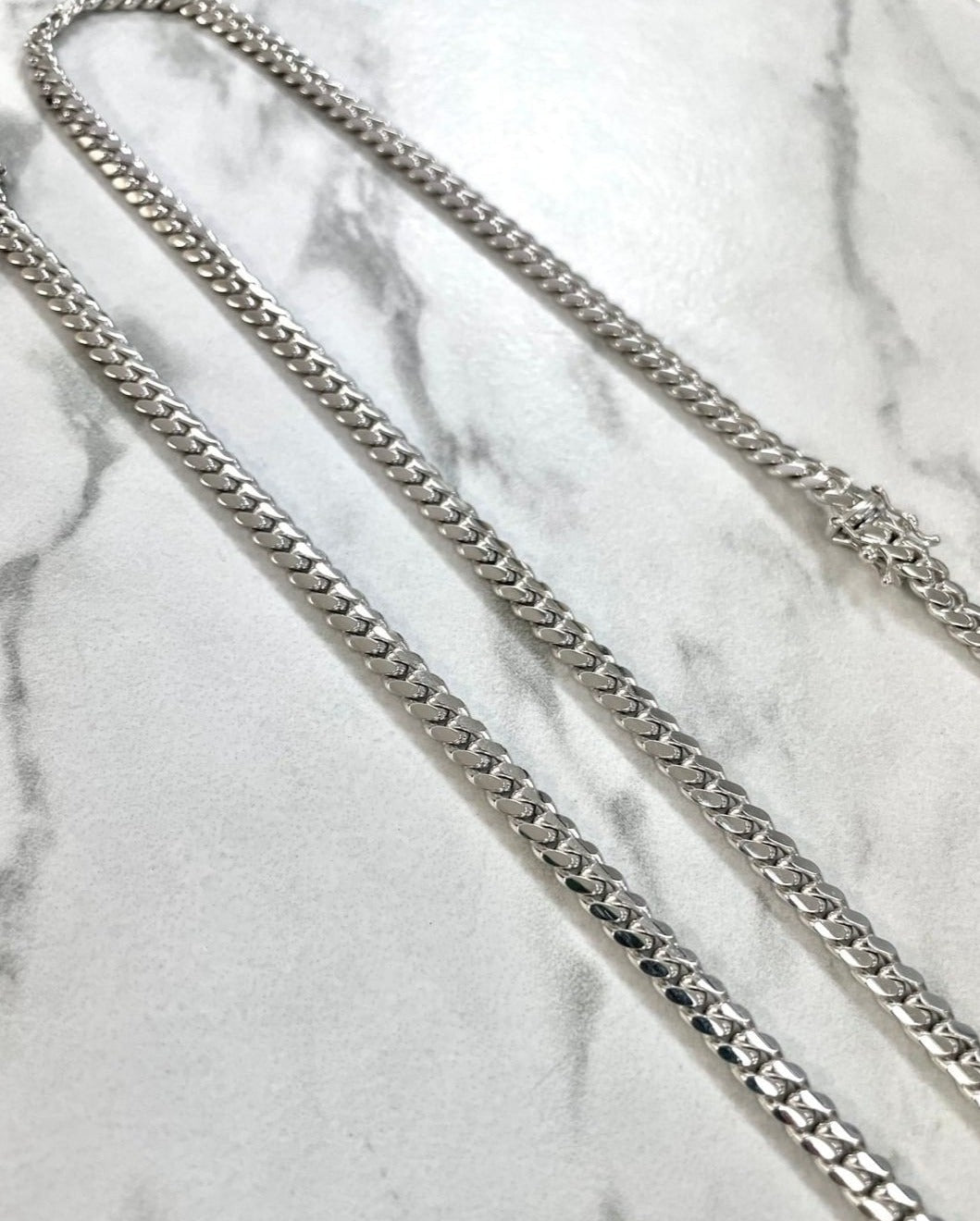 RARE PRINCE by CARAT SUTRA | 10mm Wide Solid Miami Cuban Link Chain | 925 Sterling Silver Chain | Men's Jewelry | With Certificate of Authenticity and 925 Hallmark - caratsutra