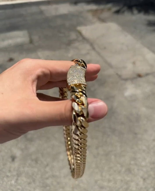 RARE PRINCE by CARAT SUTRA | Custom 12mm Solid Miami Cuban Link Chain with Curved Iced Lock | 22kt Gold Micron Plated 925 Sterling Silver Chain | Men's Jewelry | With Certificate of Authenticity and 925 Hallmark