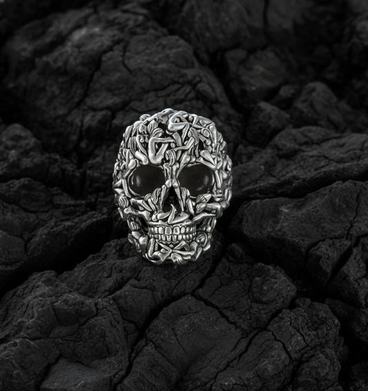 RARE PRINCE by CARAT SUTRA | Unique Designed Women's Body Skull Ring | 925 Sterling Silver Oxidized Ring | Men's Jewelry | With Certificate of Authenticity and 925 Hallmark - caratsutra