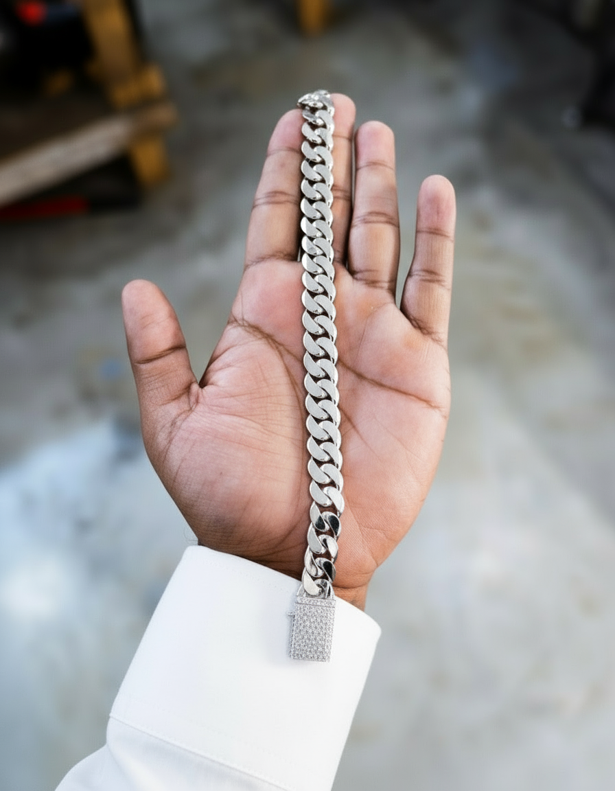 RARE PRINCE by CARAT SUTRA | Solid 10mm Miami Cuban Link Bracelet with Iced Lock | 22kt Gold Micron Plated on 925 Sterling Silver Bracelet with AAA+ Quality Swarovski Diamonds | Men's Jewelry | With Certificate of Authenticity and 925 Hallmark - caratsutra