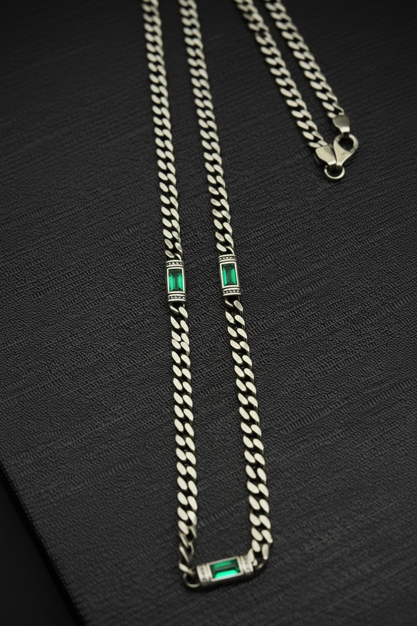 RARE PRINCE by CARAT SUTRA | Minimalist Solid 4mm Cuban Link Chain studded with Green Zircon Stone  | 925 Sterling Silver Chain | Men's Jewelry | With Certificate of Authenticity and 925 Hallmark