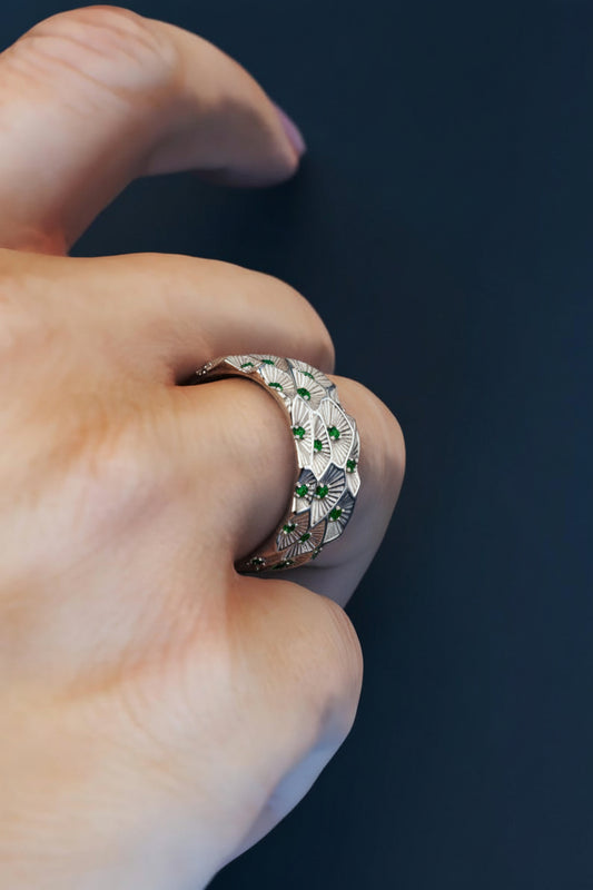 Zigzag Designed Original Zambian Mini Emerald Silver Band | 925 sterling Silver - caratsutra