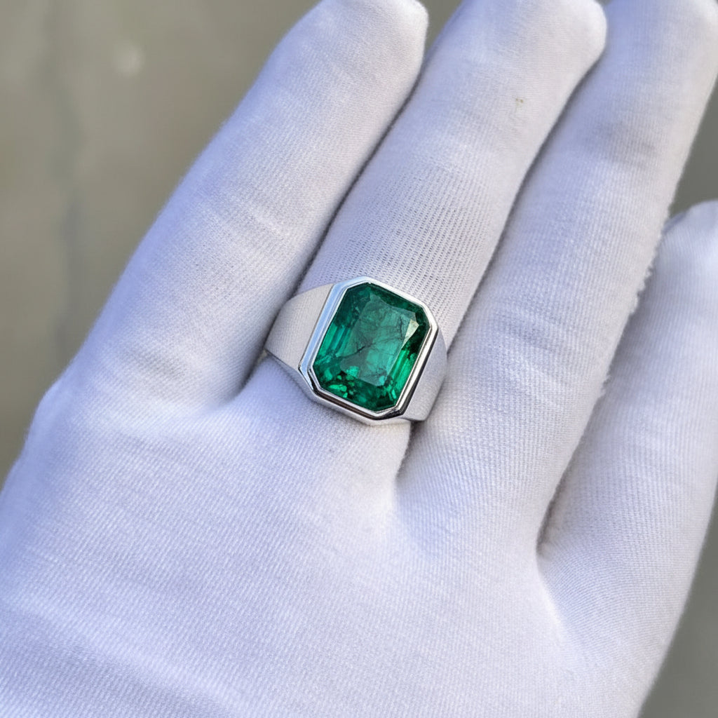 RARE PRINCE by CARAT SUTRA | Classic Style Ring with Natural Zambian Emerald Stone | 925 Sterling Silver | With Certificate of Authenticity and 925 Hallmark