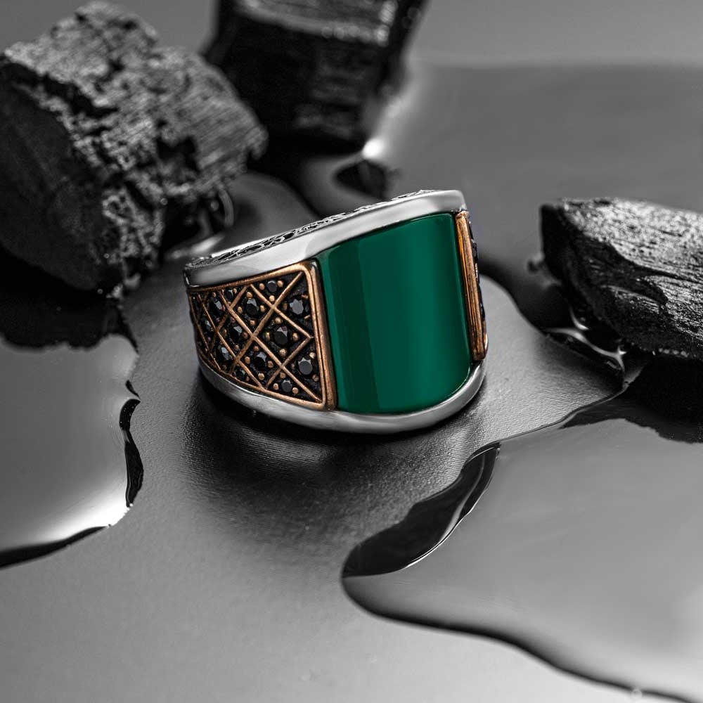 RARE PRINCE by CARAT SUTRA | Unique Designed Turkish Style Curved Ring with Green Onyx  | 925 Sterling Silver Gold Plated Ring | Men's Jewelry | With Certificate of Authenticity and 925 Hallmark - caratsutra