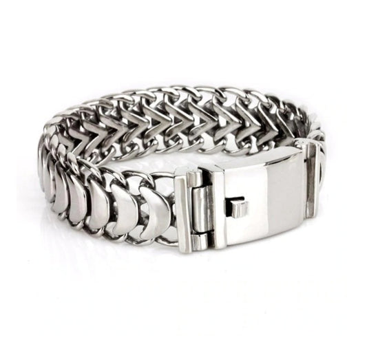 RARE PRINCE by CARAT SUTRA | Unique Link Designed High Polished Bracelet for Men | 925 Sterling Silver Bracelet | Men's Jewelry | With Certificate of Authenticity and 925 Hallmark - caratsutra
