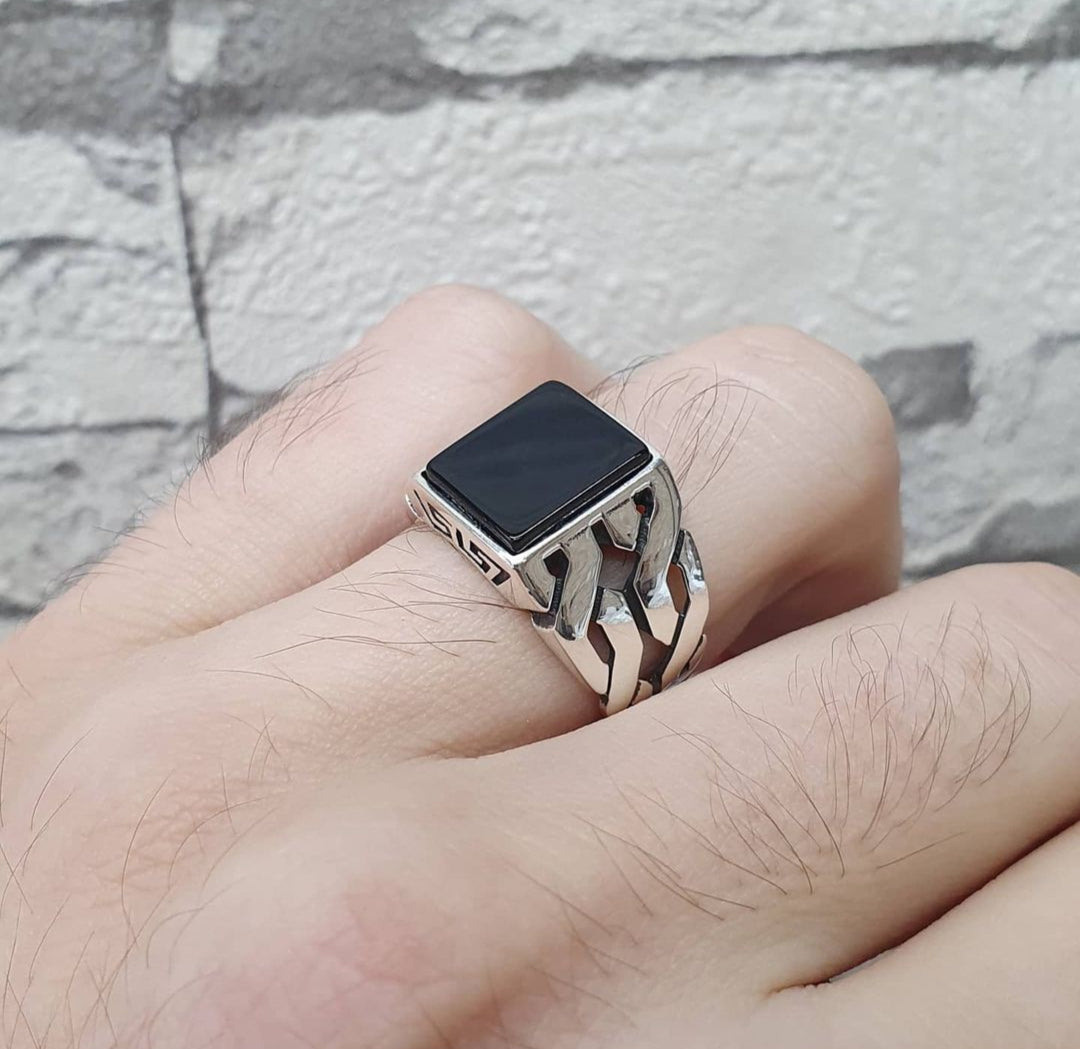 RARE PRINCE by CARAT SUTRA | Unique Turkish Gucci Style Ring with Natural Black Onyx | 925 Sterling Silver Oxidized Ring | Men's Jewelry | With Certificate of Authenticity and 925 Hallmark - caratsutra