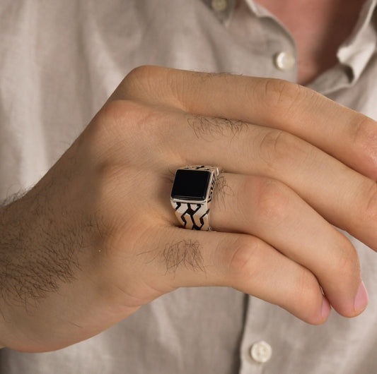 RARE PRINCE by CARAT SUTRA | Unique Turkish Gucci Style Ring with Natural Black Onyx | 925 Sterling Silver Oxidized Ring | Men's Jewelry | With Certificate of Authenticity and 925 Hallmark - caratsutra