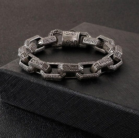 RARE PRINCE by CARAT SUTRA | Unique Vintage Artistry Ancient Oxidized Bracelet | 925 Sterling Silver Bracelet | Men's Jewelry | With Certificate of Authenticity and 925 Hallmark - caratsutra