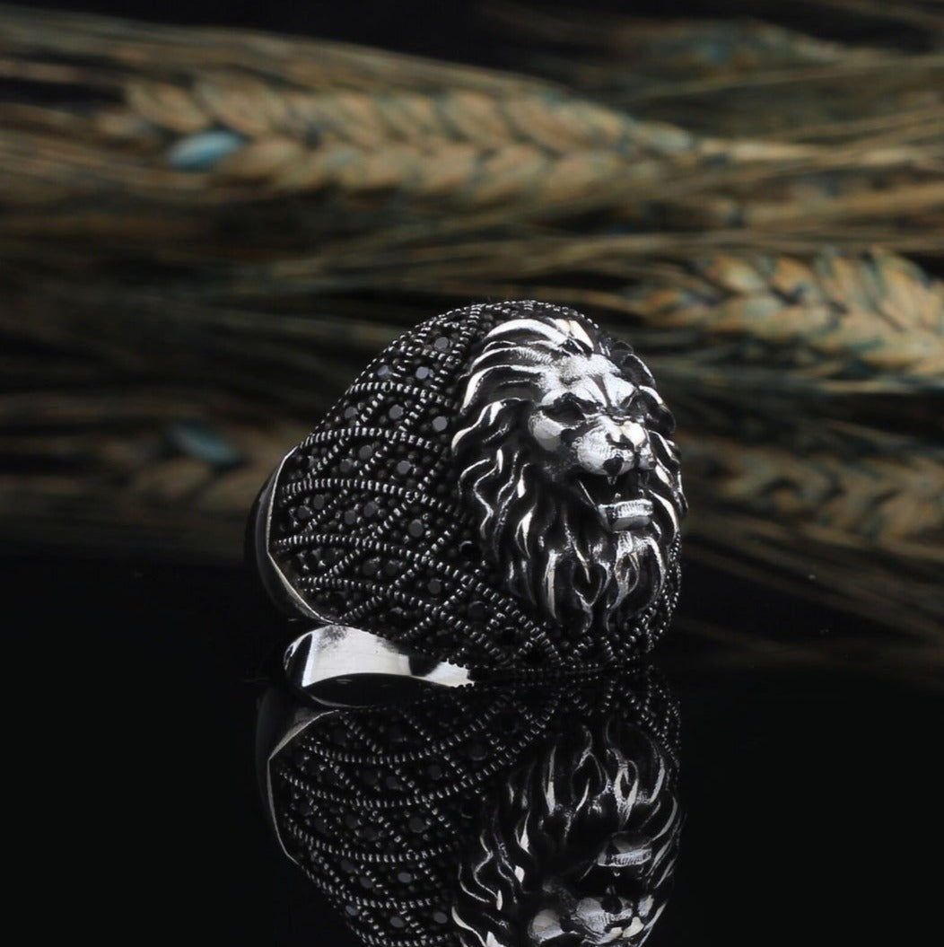 RARE PRINCE by CARAT SUTRA | Unique Turkish Style Oxidized Silver Lion Ring with Black Zircom | 925 Sterling Silver Oxidized Ring | Men's Jewelry | With Certificate of Authenticity and 925 Hallmark - caratsutra