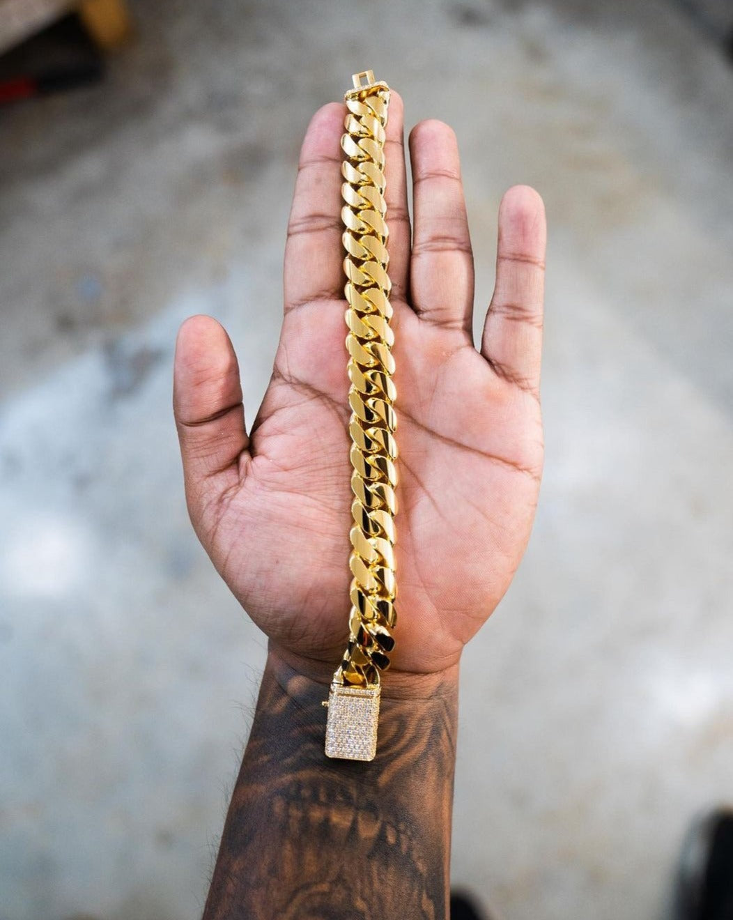 RARE PRINCE by CARAT SUTRA Solid 16mm Miami Cuban Link Bracelet with Iced Lock 22kt Gold Micron Plated on 925 Sterling Silver Bracelet with AAA+