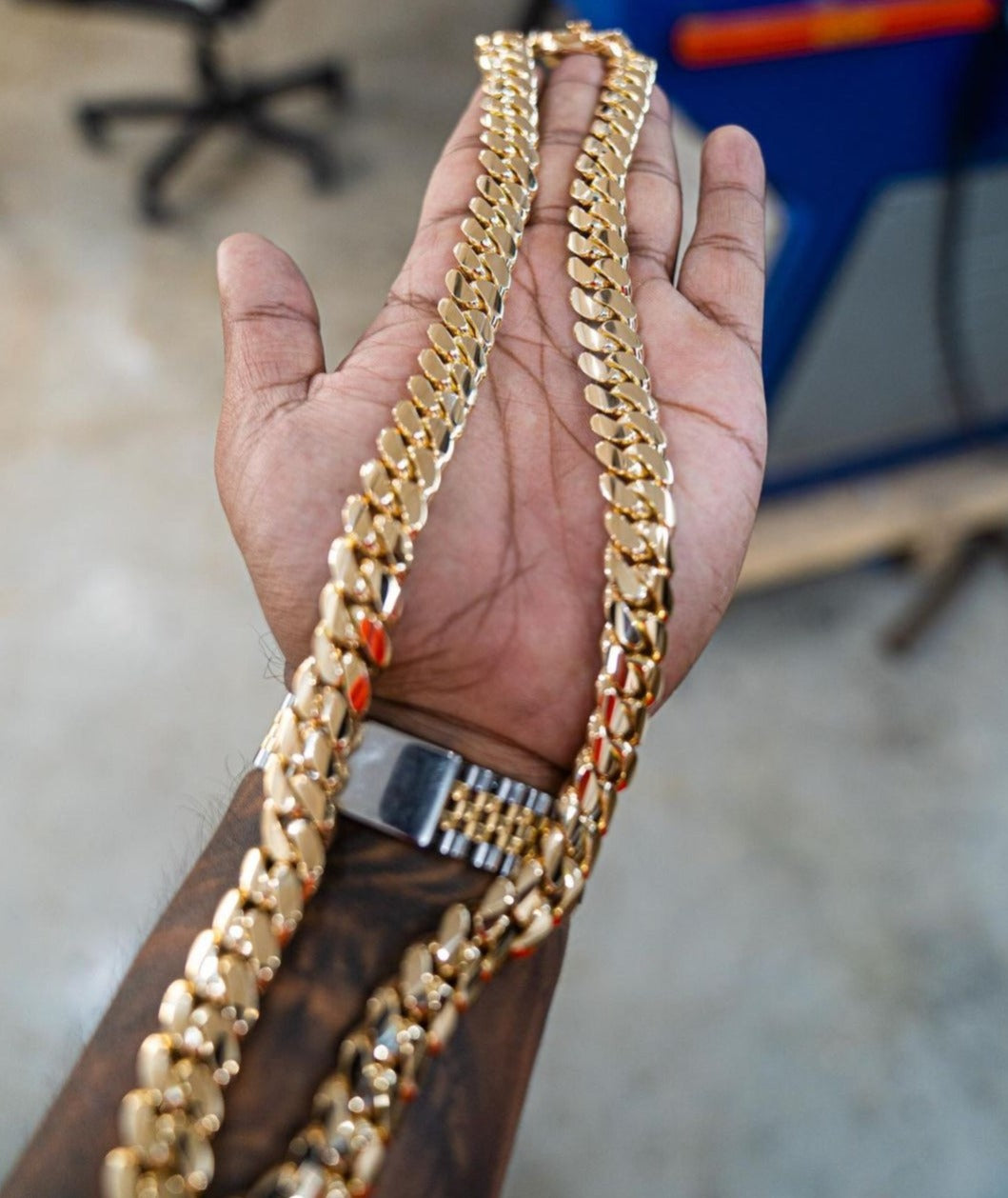 RARE PRINCE by CARAT SUTRA, 12mm Wide Solid Miami Cuban Link Chain