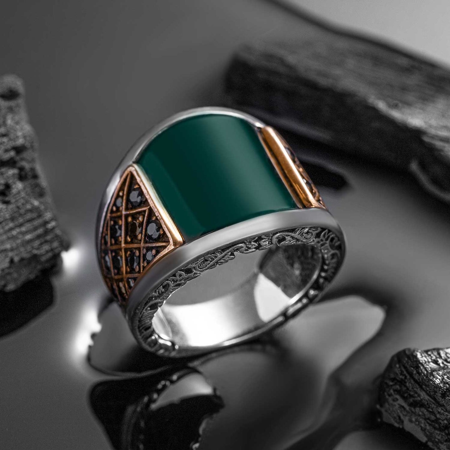 RARE PRINCE by CARAT SUTRA | Unique Designed Turkish Style Curved Ring with Green Onyx  | 925 Sterling Silver Gold Plated Ring | Men's Jewelry | With Certificate of Authenticity and 925 Hallmark - caratsutra