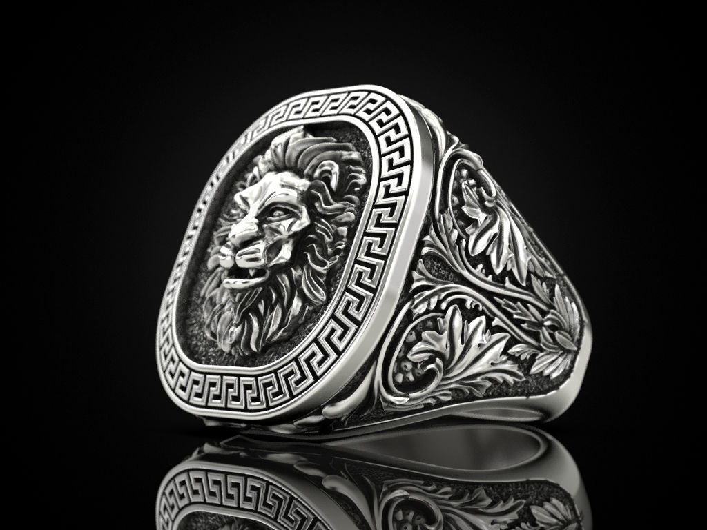 Lion Signet Ring in Sterling Silver – Snake Bones